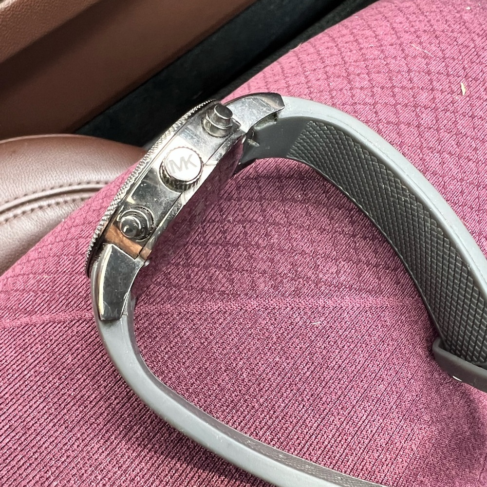 Men’s Michael Kors Watch - Picture 4 of 4